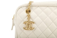 0183. Chanel CC Reissue Shoulder Bag, Gold Hardware7