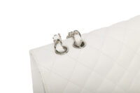 0187. Chanel, Timeless Classique, White, Leather, Crossbody Bag, Silver Hardware14