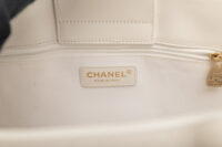 0189. Chanel White Bullskin, Ring My Tote, Handbag, Gold Hardware10