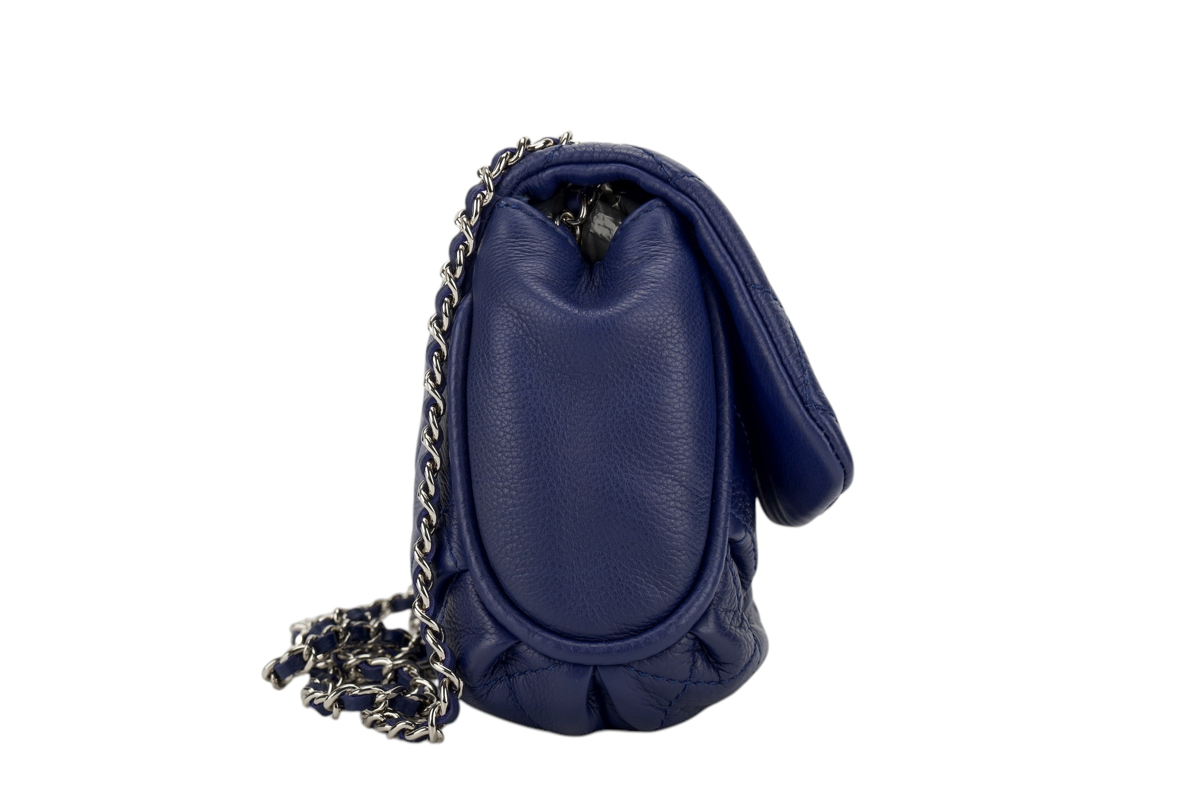 0305. Chanel Dumpling Fold Quilted Blue Flap Bag, Silver hardware3