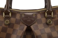 0400. Louis Vuitton Sienna MM, Gold Hardware7