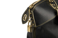 0467. Louis Vuitton Suhali lockit Tote Black Leather, Gold Hardware8