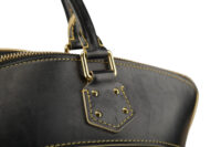0467. Louis Vuitton Suhali lockit Tote Black Leather, Gold Hardware9