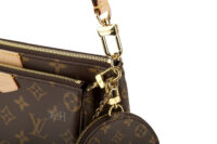 0625. Louis Vuitton Trio Multi Pochette Monogram Canvas, Gold Hardware10