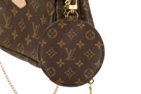 0625. Louis Vuitton Trio Multi Pochette Monogram Canvas, Gold Hardware12