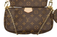 0625. Louis Vuitton Trio Multi Pochette Monogram Canvas, Gold Hardware16