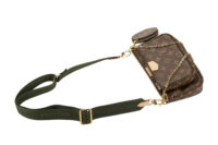 0625. Louis Vuitton Trio Multi Pochette Monogram Canvas, Gold Hardware7