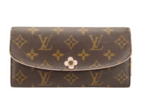 0633. Louis Vuitton Emilie Charm Folding Coin Purse Monogram Canvas, Gold Hardware1