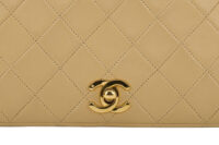 0643. Chanel Quilted Beige Leather Medium Flap Bag, Gold Hardware7