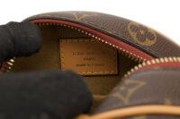 0653. Louis Vuitton Boite Chapeau PM Monogram Canvas10