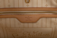 0702. Louis Vuitton Vintage Neverfull MM Damier Azur Canvas, Gold Hardware13