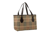 0705. Burberry London Check Medium Tote3