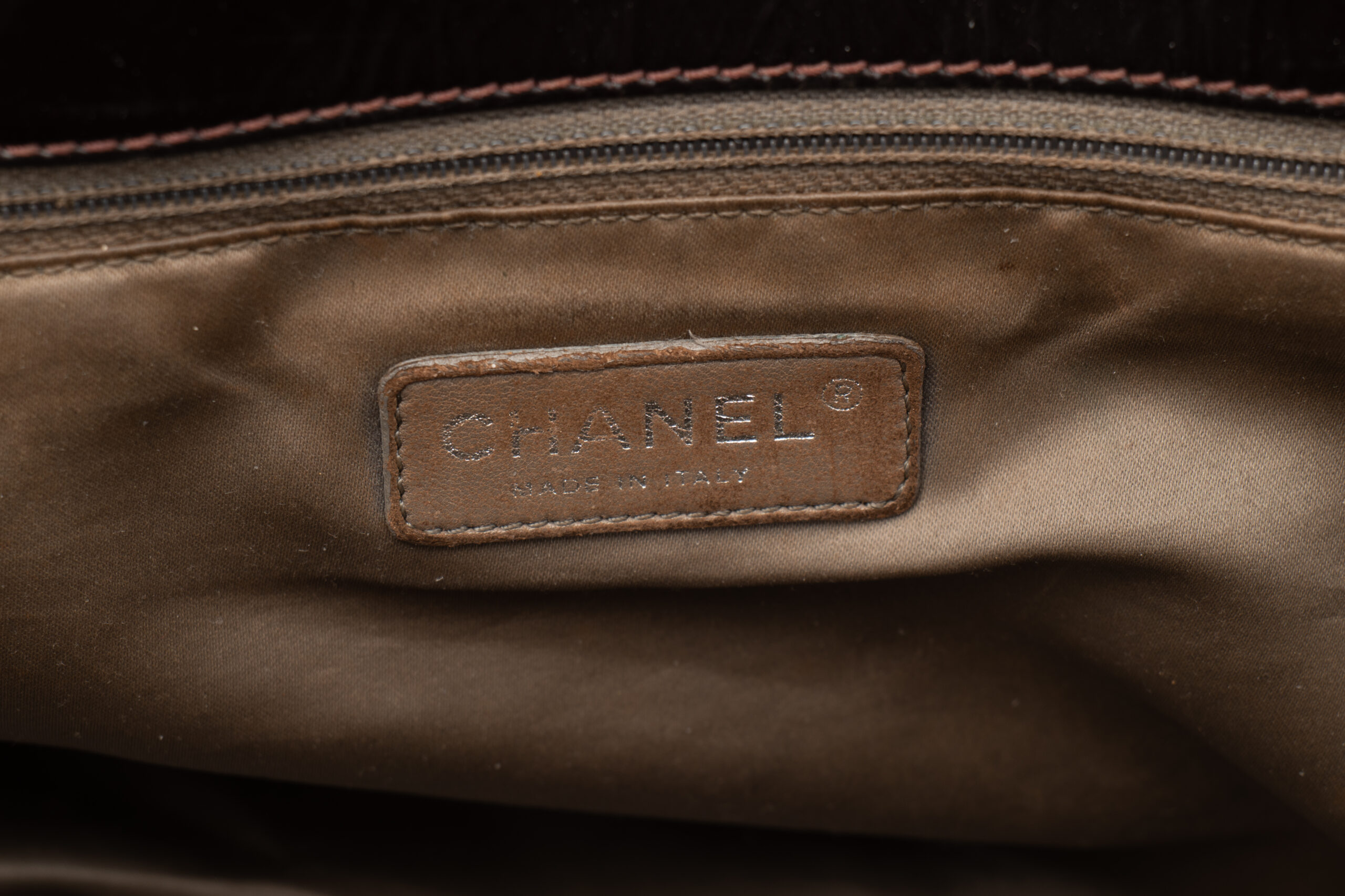 0714. Chanel Grand Shopping Tote (GST) Crinkled Burgundy Leather, Silver Hardware13