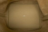 0722. Hermes Piciton 22 Trench Clemence Leather, Palladium Hardware9
