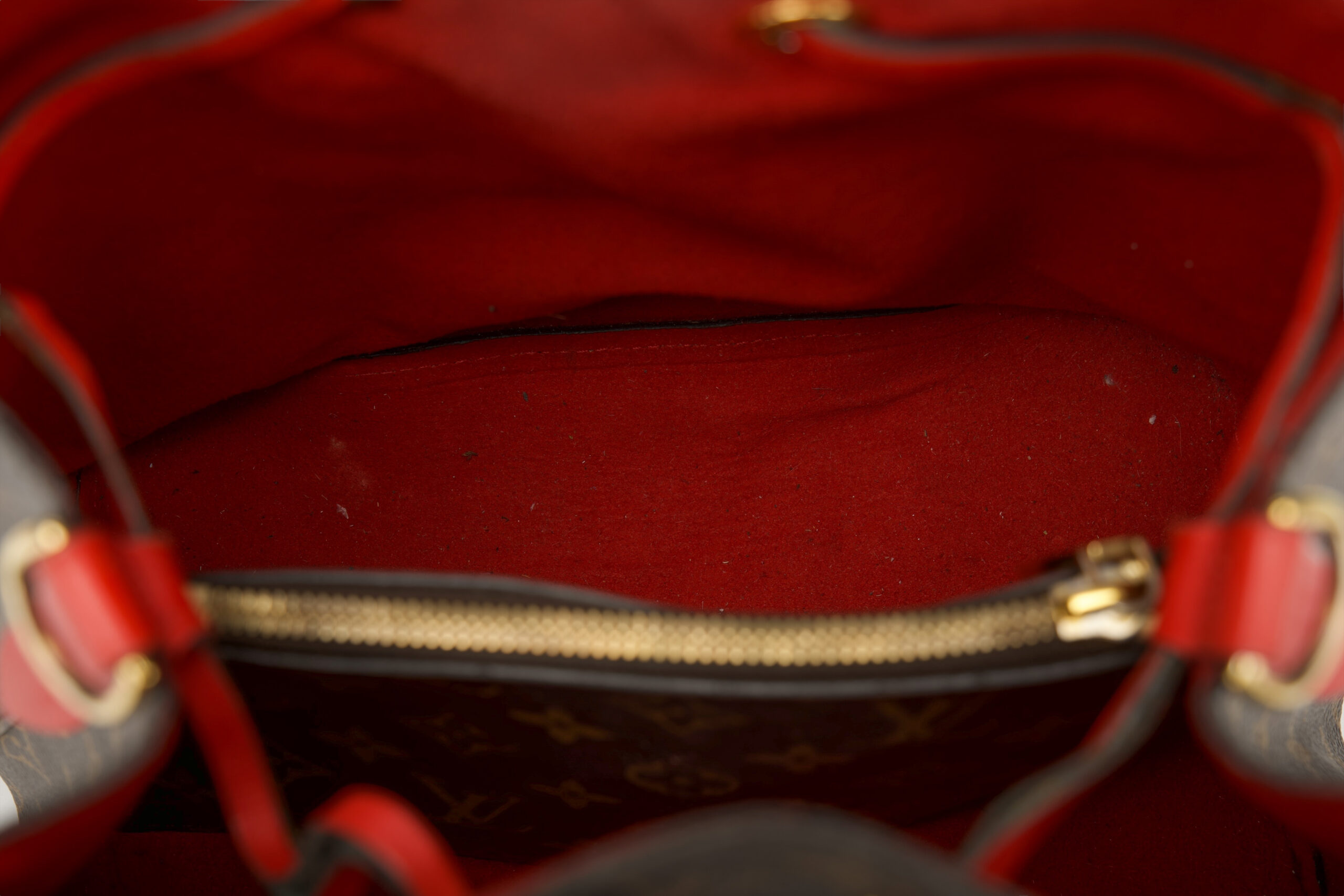 0757. LV NeoNoe Monogram Canvas Bucket bag Cherry Red, Gold Hardware12