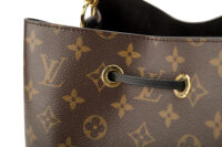 0771. LV Neonoe Mongram Bucket Bag Monogram, Canvas, Gold Hardware9