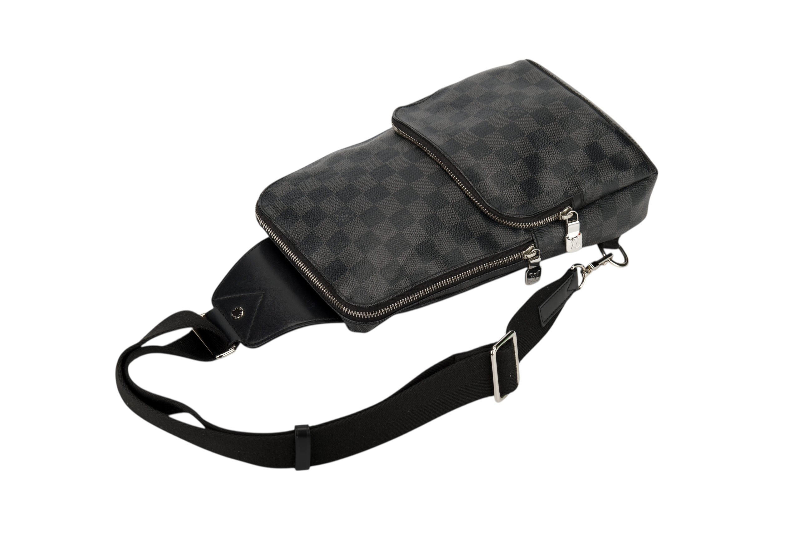 0776. Louis Vuitton Avenue Sling Bag in Damier Graphite6