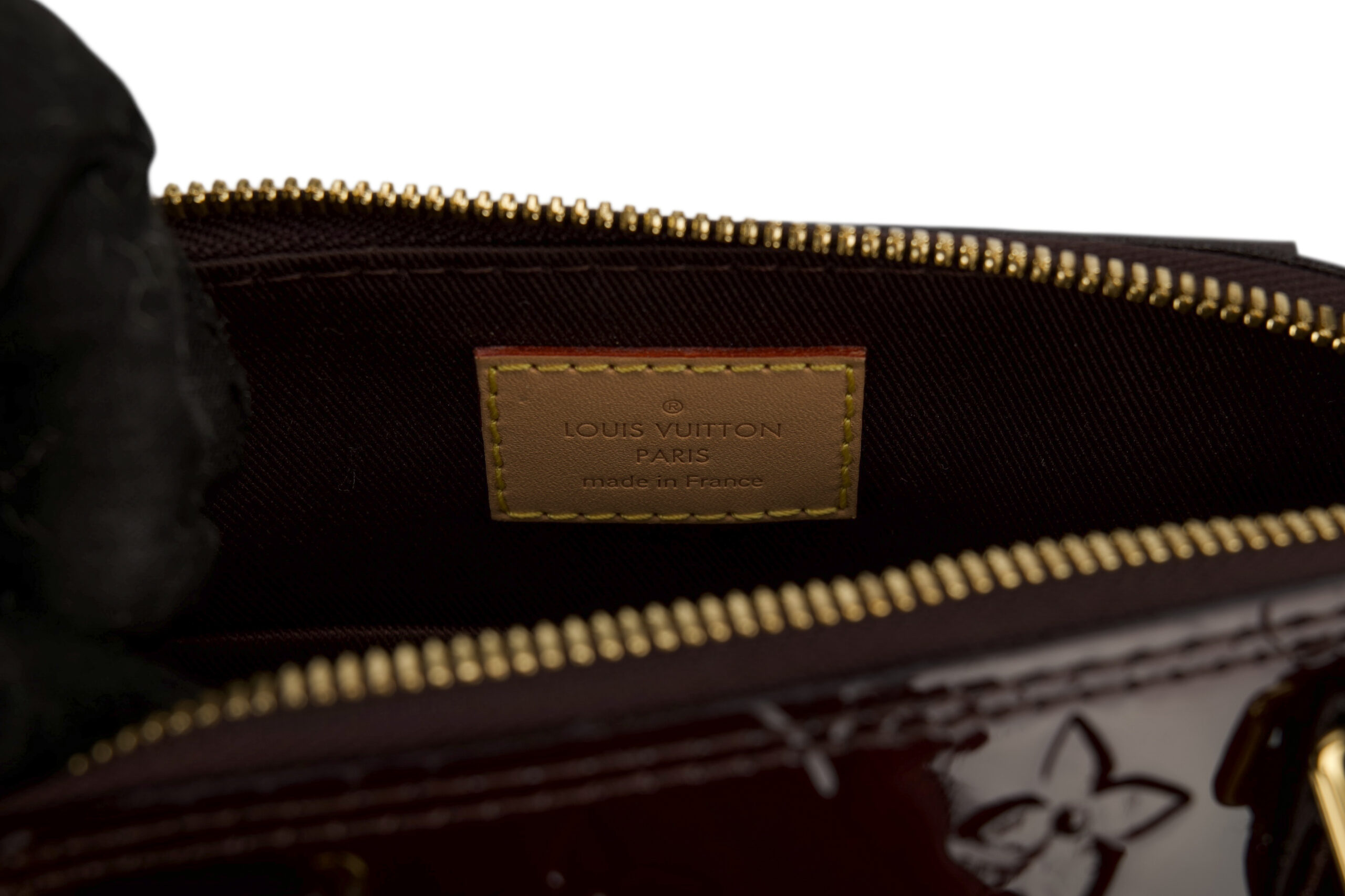 0777. Louis Vuitton Alma Monogram Vernis Leather Maroon, Gold Hardware10