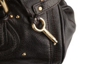 0820. Chloe Vintage Paddington Shoulder Bag in Black Grained leather, Gold Hardware8