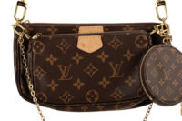 0822. Louis Vuitton Multi Pochette Accessoires Monogram Canvas, Gold Hardware2