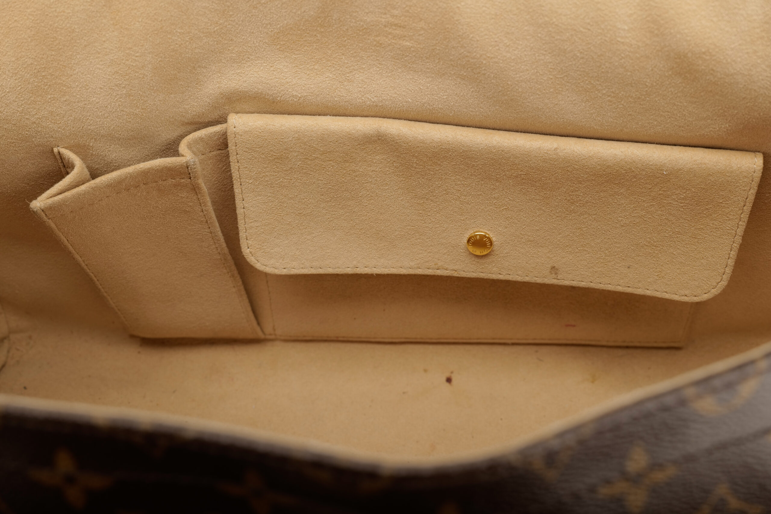 0866. Louis Vuitton Beverly Monogram Canvas MM Bag, Gold Hardware13