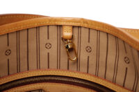 0896. Louis Vuitton Delightful MM monogram canvas shoulder bag, Gold hardware8