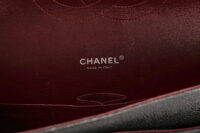 0936. Chanel Classic Maxi Double Flap Black Caviar, Silver Hardware19