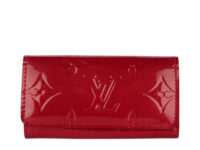 0439. Louis Vuitton Monogram Vernis 4 Key Holder Wallet1