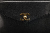 0984. Chanel Vintage Black Caviar Front Pocket chain bag, Gold hardware6