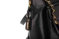 0984. Chanel Vintage Black Caviar Front Pocket chain bag, Gold hardware8