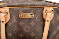 993 Louis Vuitton Montorgueil GM Monogram shoulder bag, Gold Hardwear1_8